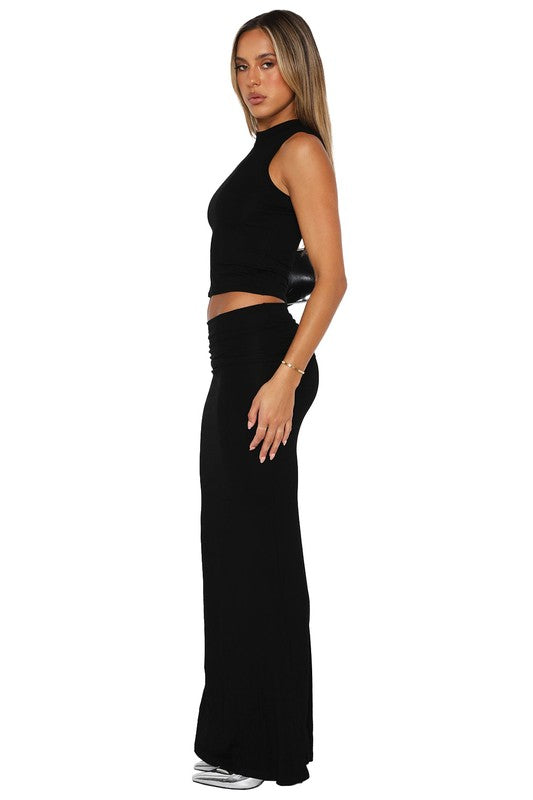 SLEEVELESS MOCK NECK CROP TOP AND MAXI SKIRT SET