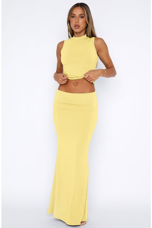 SLEEVELESS MOCK NECK CROP TOP AND MAXI SKIRT SET