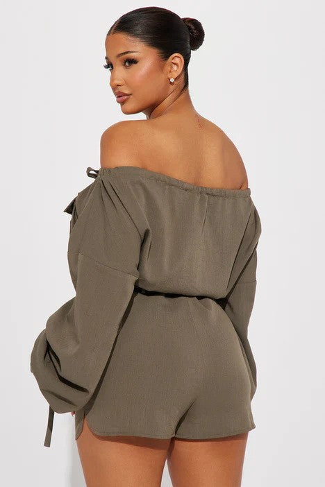 OFF THE SHOULDER ROMPER