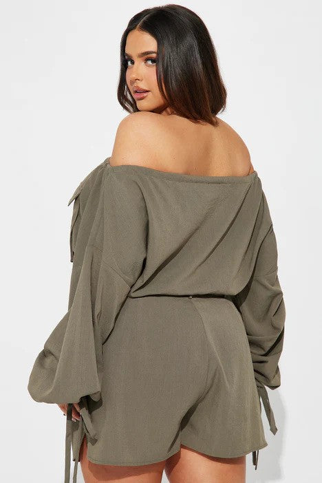 OFF THE SHOULDER ROMPER