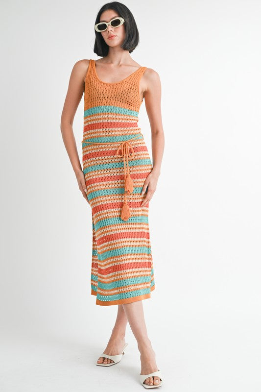 SCOOP NECK CROCHET MIDI DRESS
