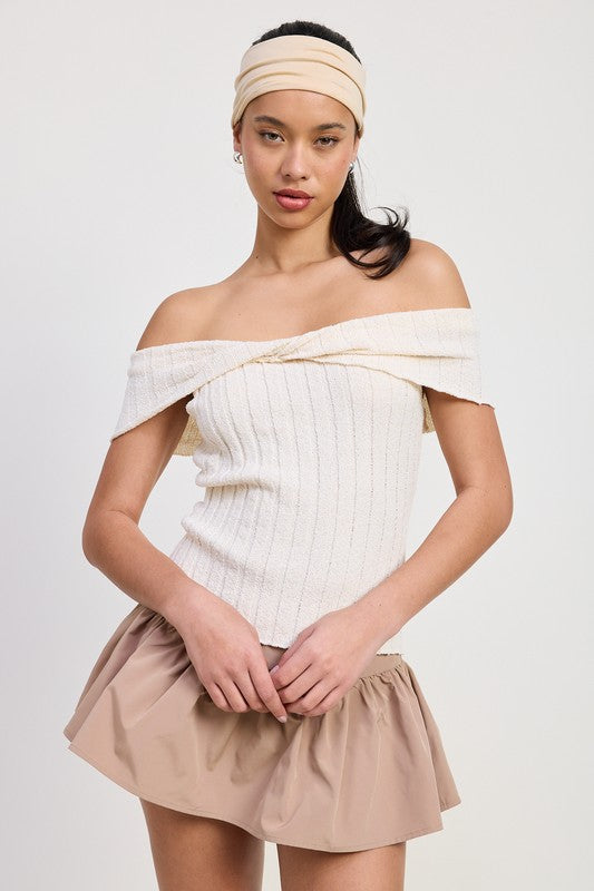 OFF THE SHOULDER SWEATER TOP