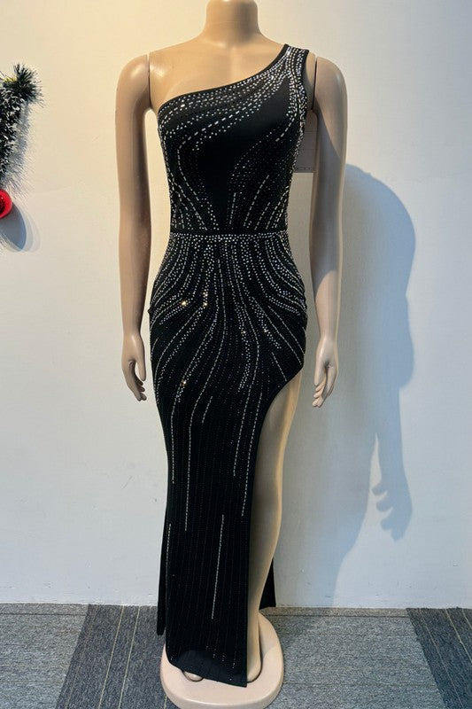 ONE SHOULDER GLITTER GOWN