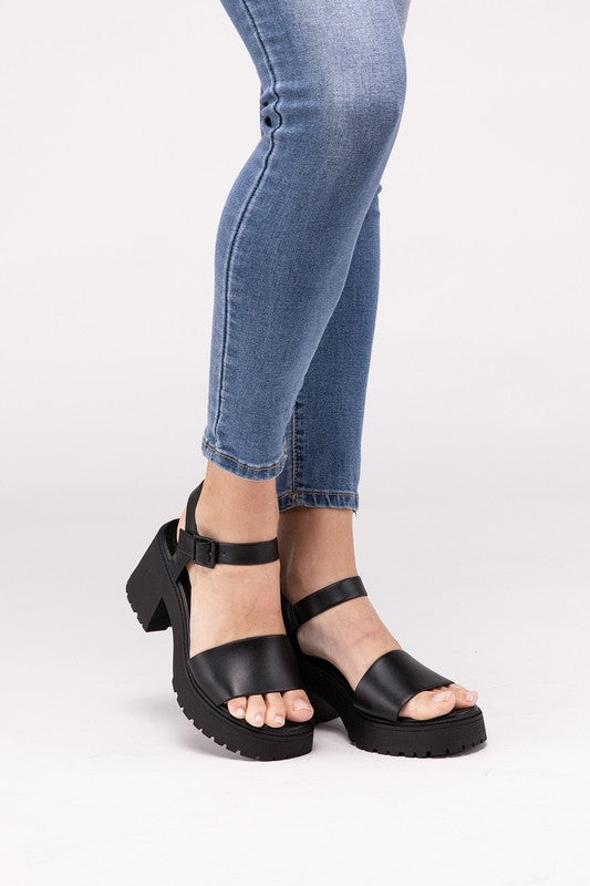 BOOMER-S PLATFORM HEEL SANDALS