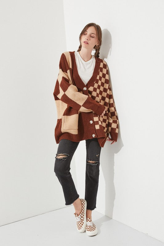 CHECKERED OVERSIZED CARDIGAN