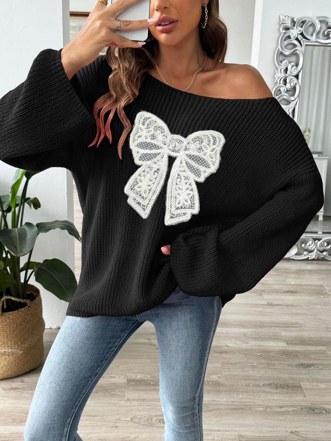 BOW BOAT NECK LONG SLEEVE SWEATER