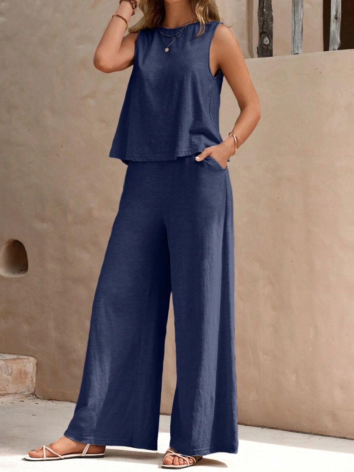 ROUND NECK SLEEVELESS TOP AND WIDE LEG PANTS SET