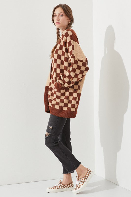 CHECKERED OVERSIZED CARDIGAN