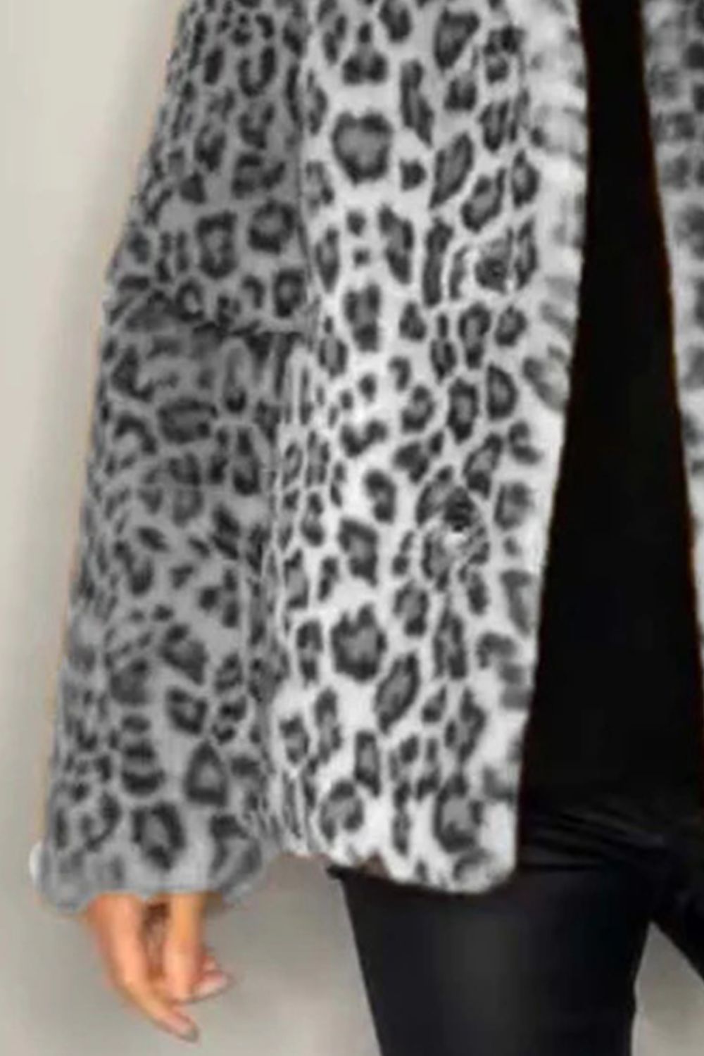 LEOPARD FURRY COLLARED NECK COAT