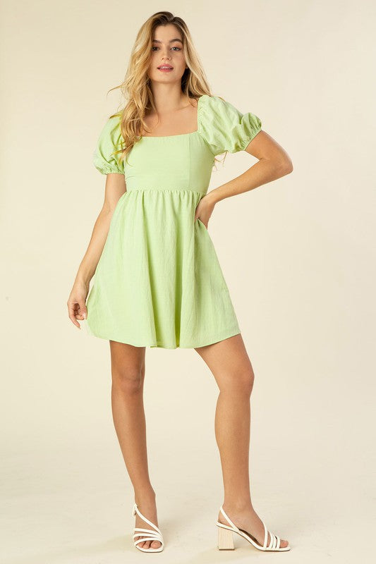 BACK TIE DRESS WITH PUFF SLEEVES