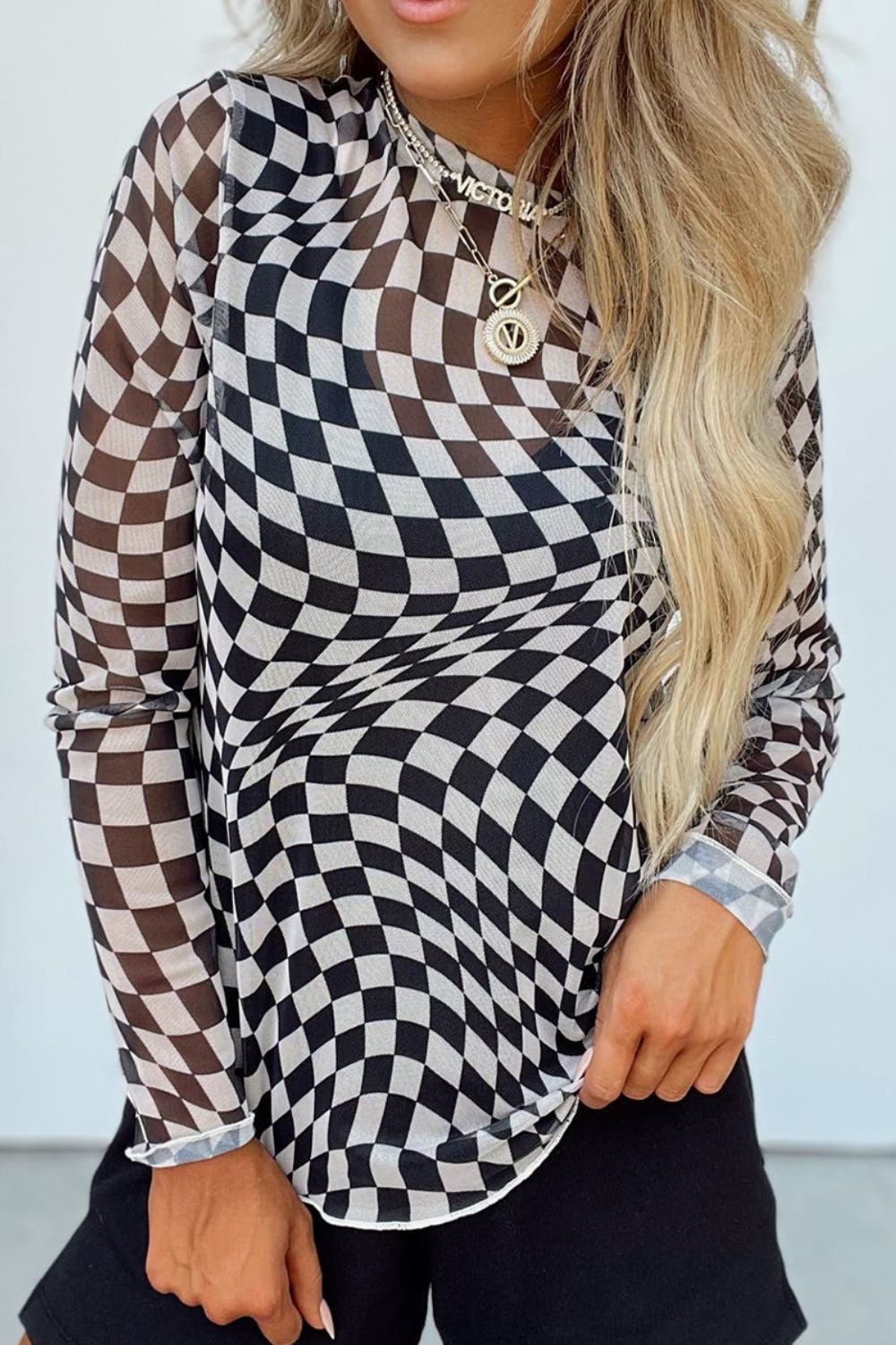 CHECKERED MOCK NECK LONG SLEEVE BLOUSE