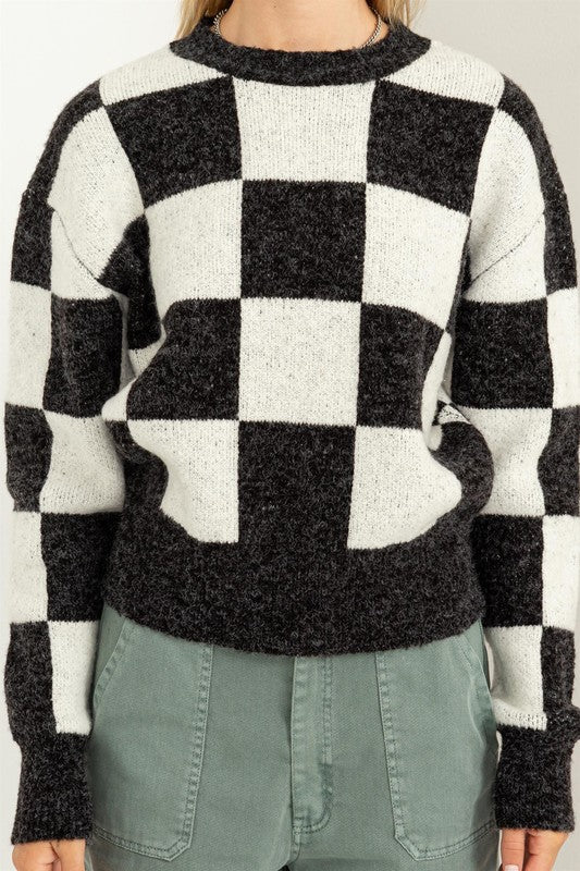 WEEKEND CHILLS CHECKERED LONG SLEEVE SWEATER