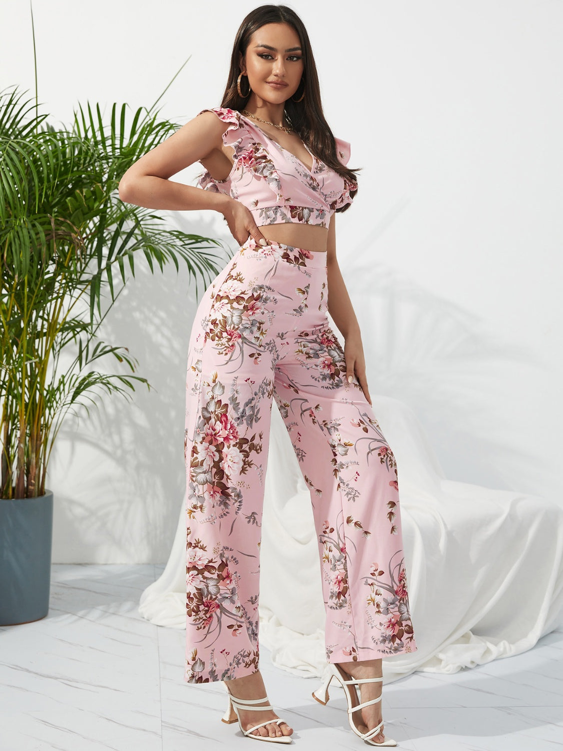 PRINTED SURPLICE CAP SLEEVE TOP AND PANTS SET