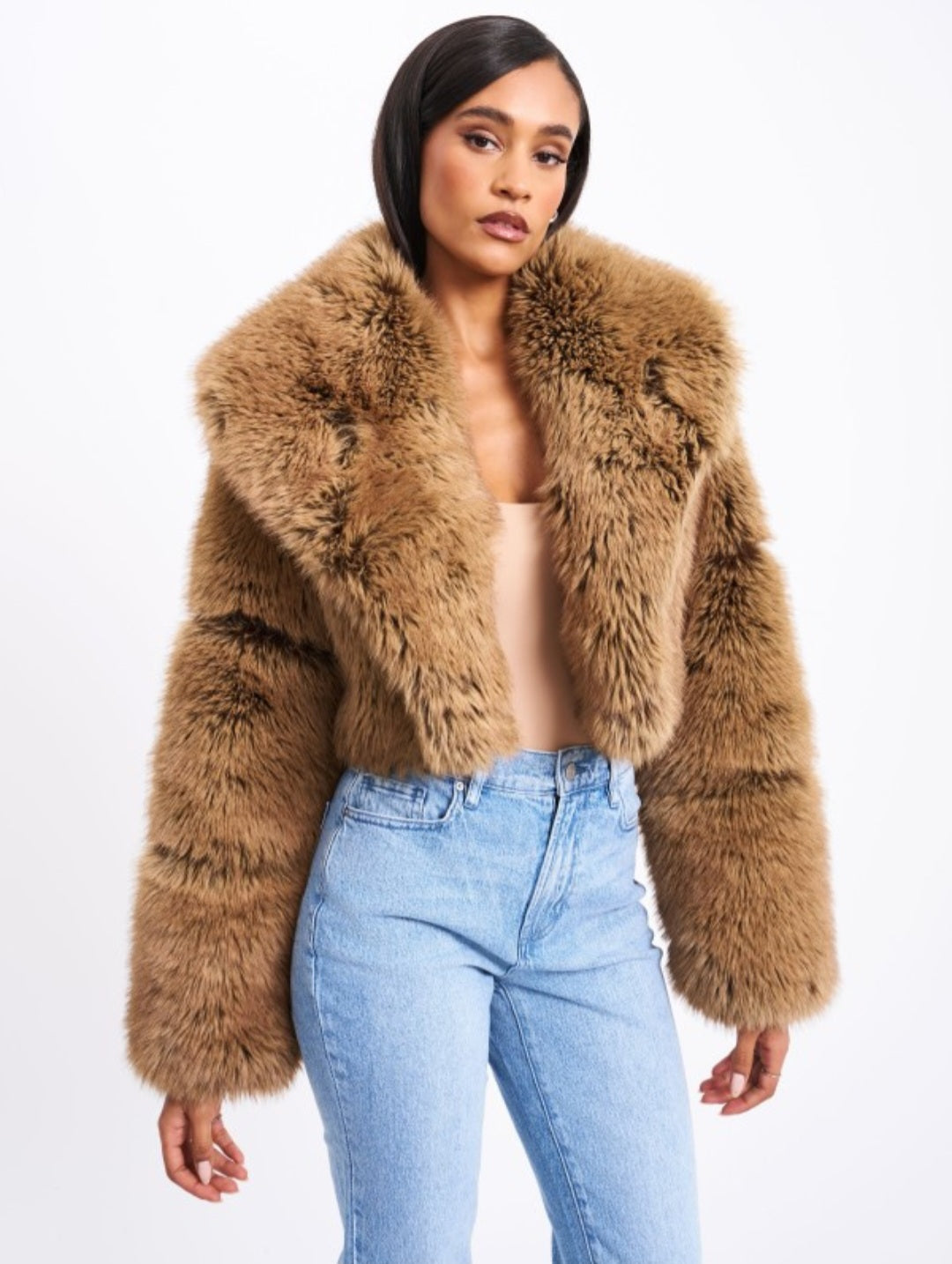 MISS CIRCLE YADAVI VEGAN FUR CROPPED JACKET