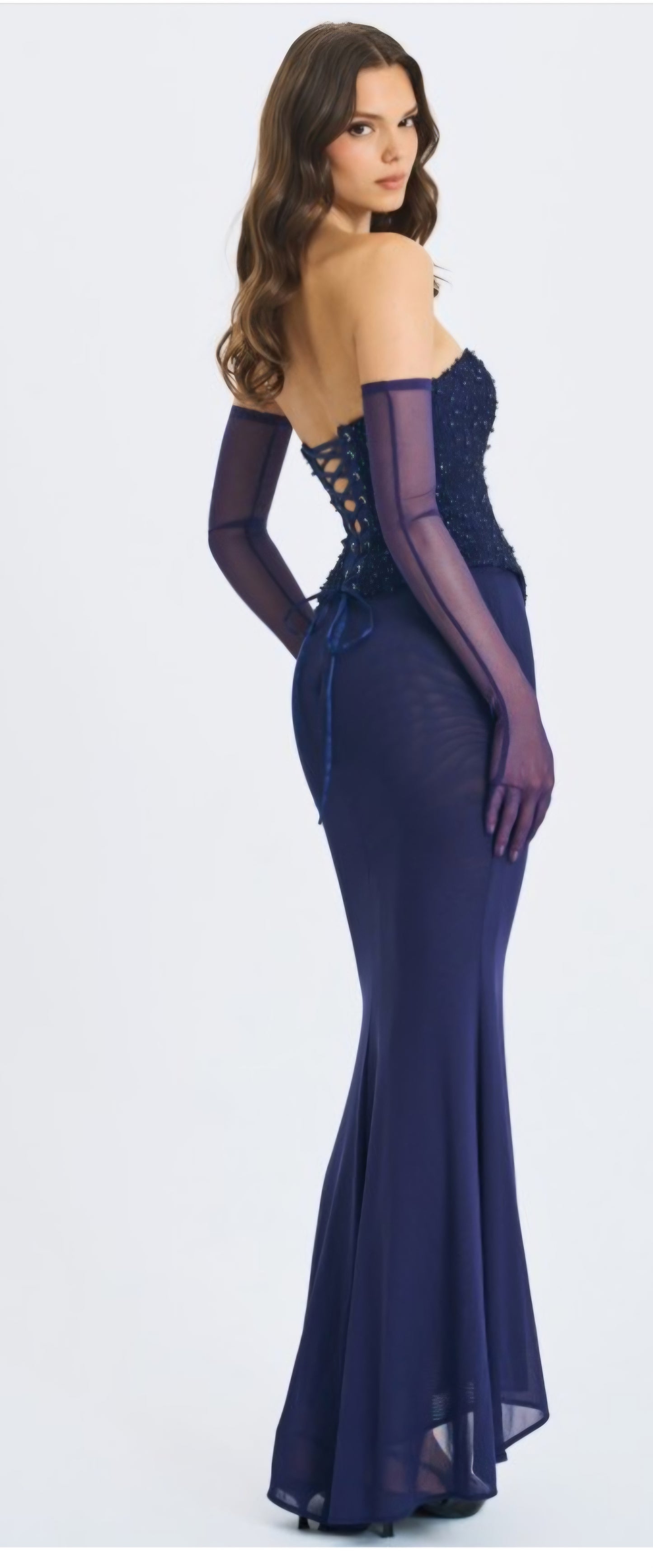 MISS CIRCLE ORABELLE MERMAID GOWN