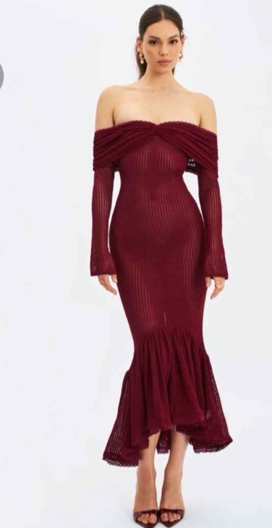 MISS CIRCLE KAEDYN OFF THE SHOULDER MERMAID DRESS