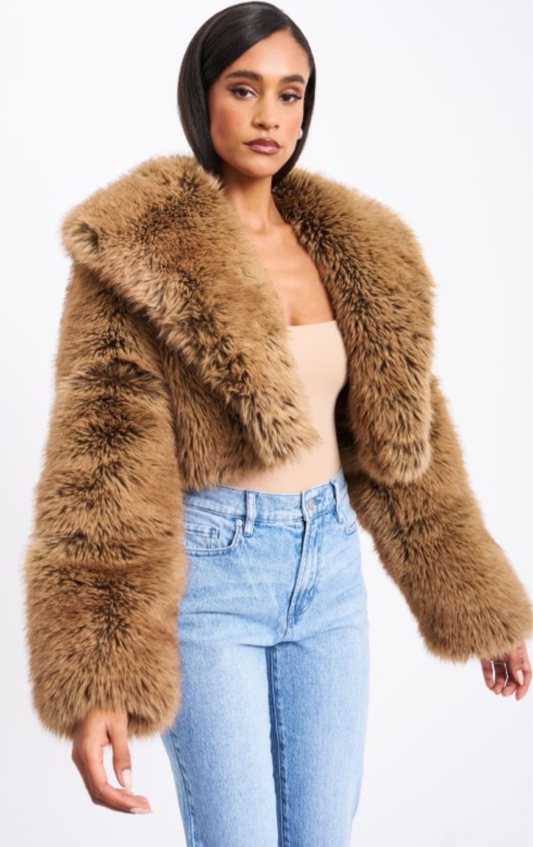 MISS CIRCLE YADAVI VEGAN FUR CROPPED JACKET