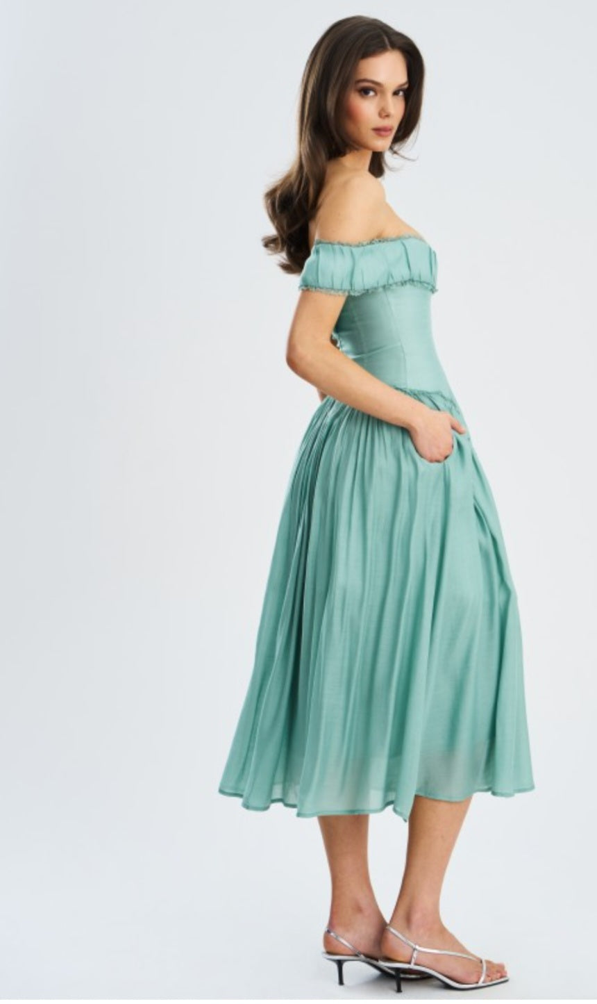 MISS CIRCLE OFF THE SHOULDER CORSET MIDI DRESS