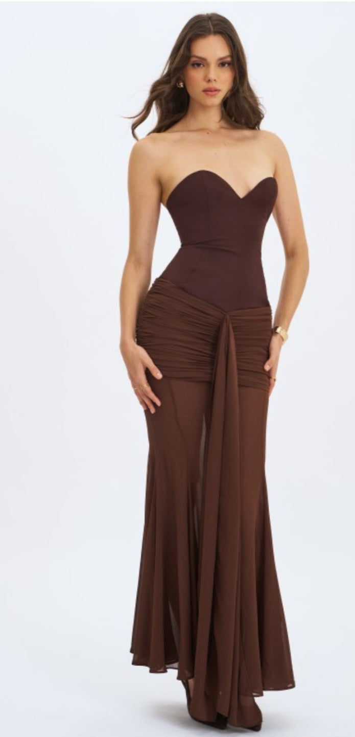 MISS CIRCLE GIOVANA STRAPLESS MESH GOWN