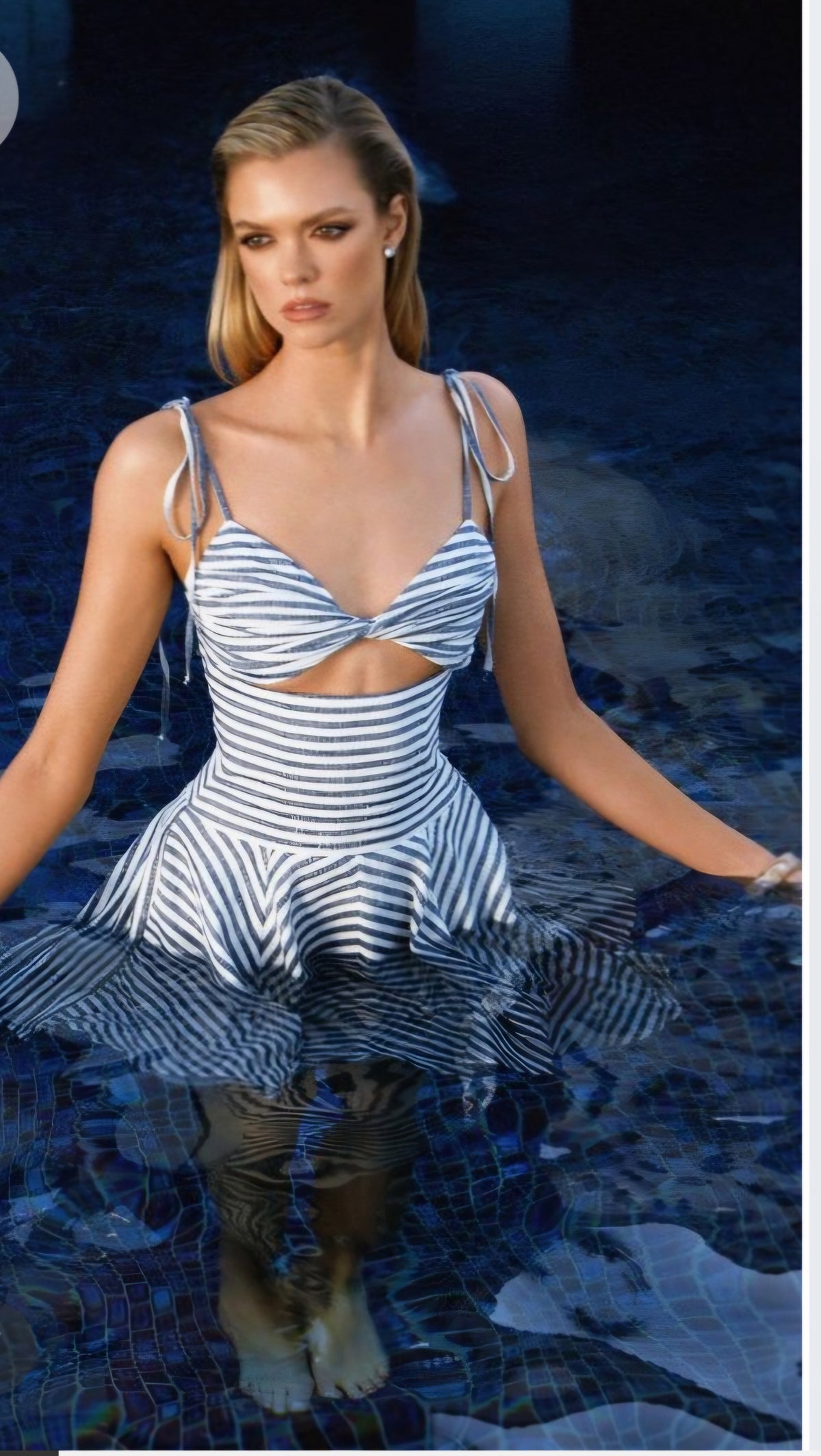 MISS CIRCLE VINAYA FLARED MINI DRESS