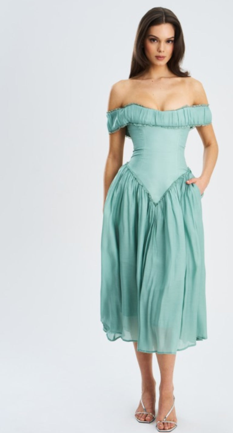 MISS CIRCLE OFF THE SHOULDER CORSET MIDI DRESS