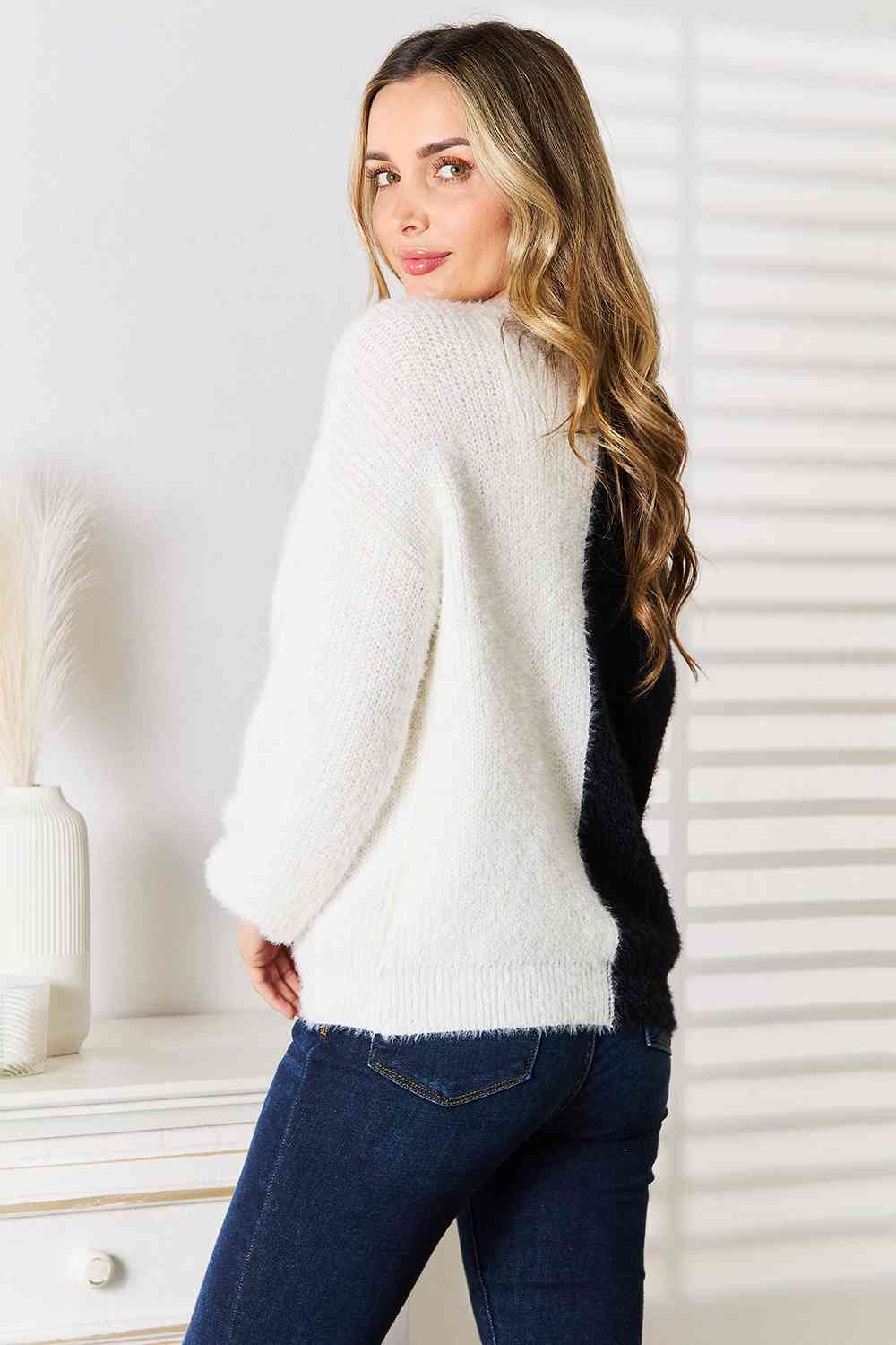 WOVEN RIGHT CONTRAST BUTTON FRONT V NECK CARDIGAN